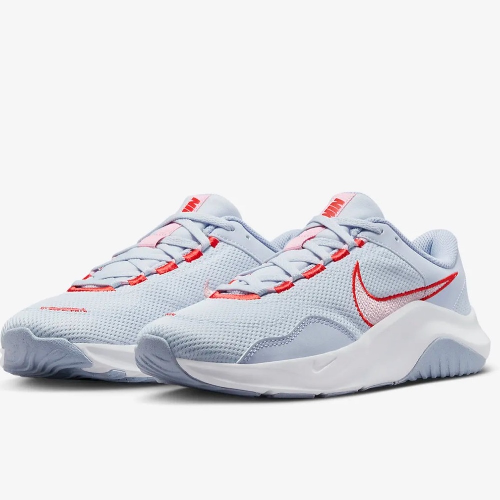 Nike Legend Essential 3 Next Nature (workout sneaker)